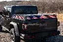 Jeep-CU3Qtr-waving-flag.webp